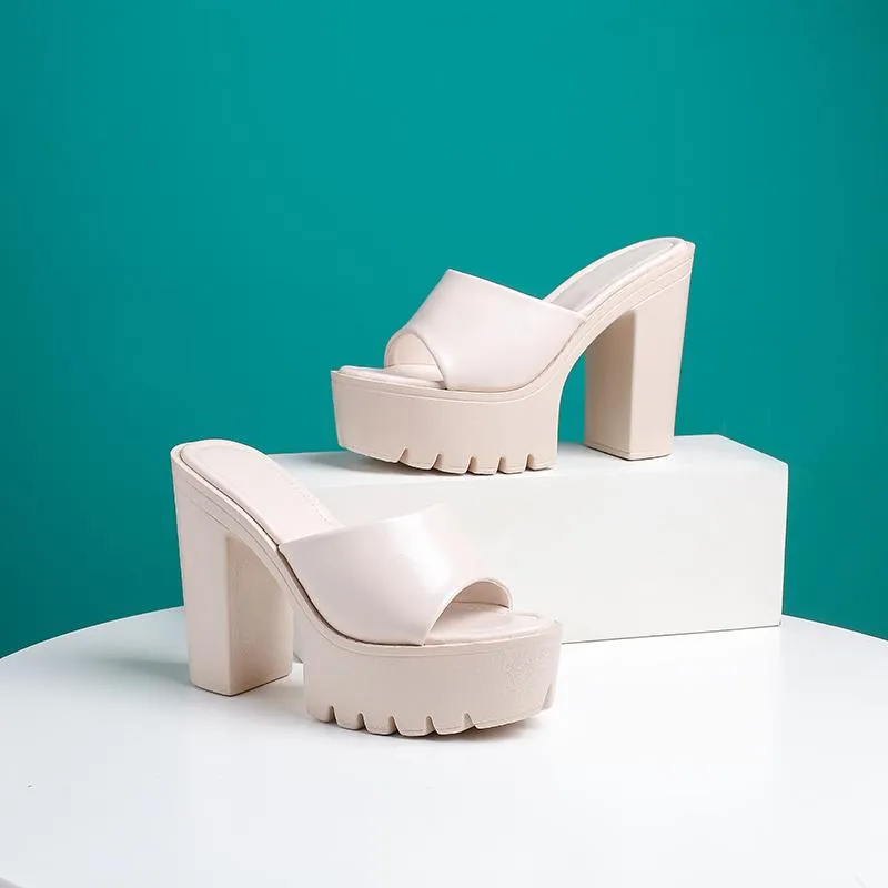 Minimalist Chunky Heeled Sandals