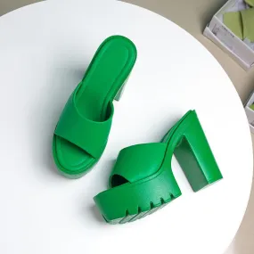 Minimalist Chunky Heeled Sandals