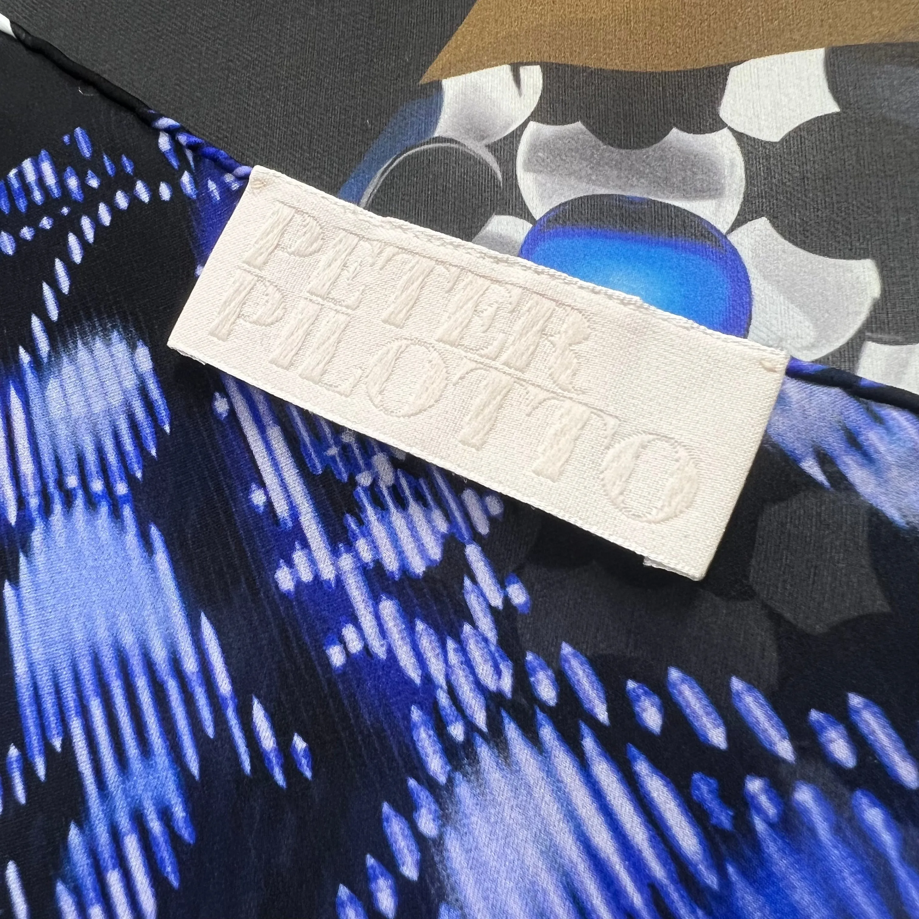 PP-5008 "QUASAR" - PETER PILOTTO DIGITAL PRINT SILK SCARF. MADE IN ITALY