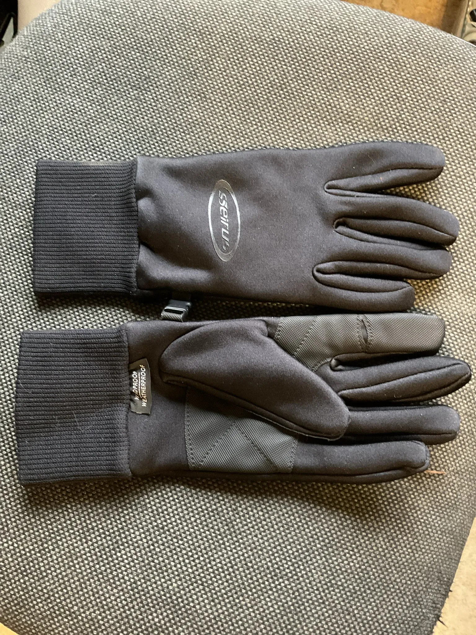 Seirus All WeatherGloves Men's M