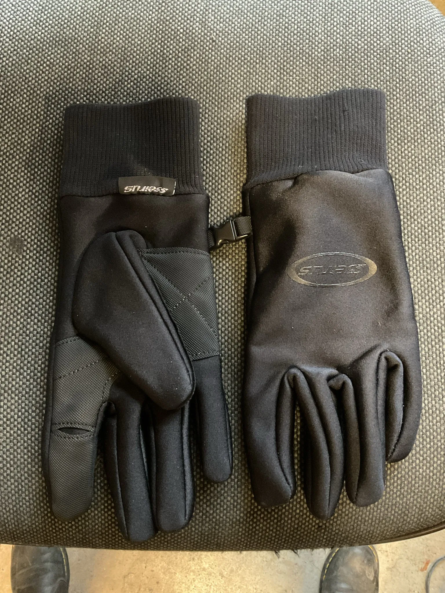 Seirus All WeatherGloves Men's M